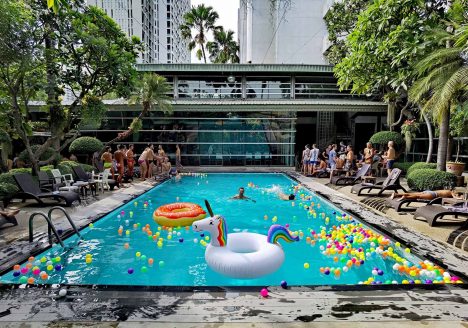 The fabulous outdoors pool at Babylon sauna in Bangkok, Thailand