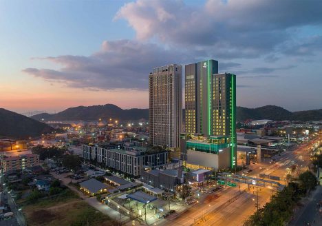 Holiday Inn & Suites Siracha Laemchabang, Si Racha, Thailand