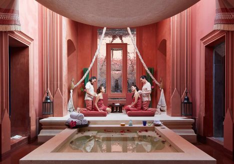 A lesbian couple at The Barai.